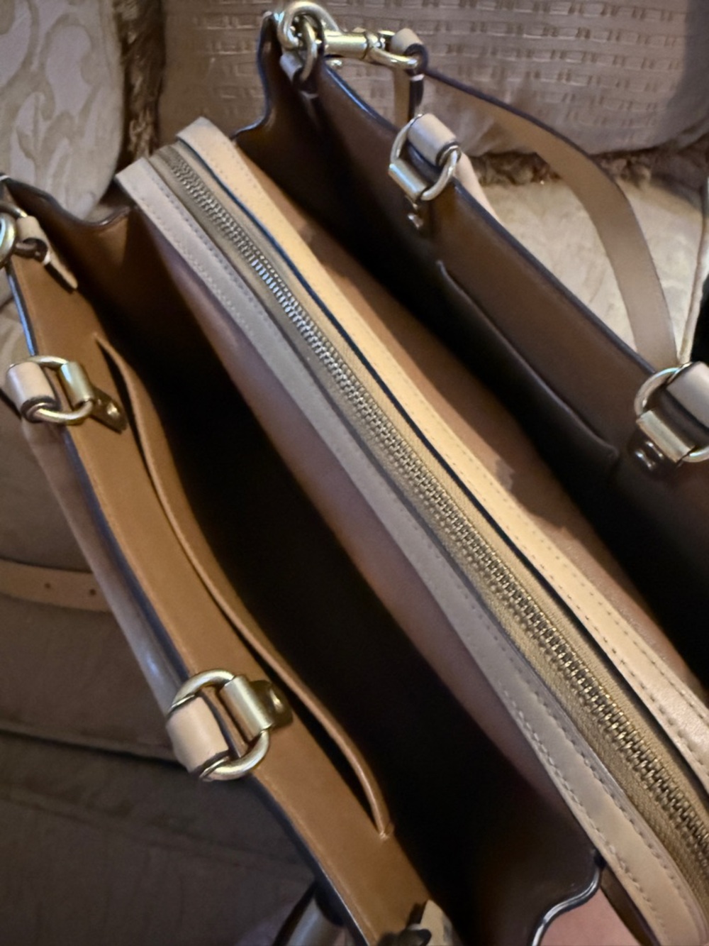 Coach 30 Rogue Glove Tanned Bag in Tan preowned - Picture 8 of 16